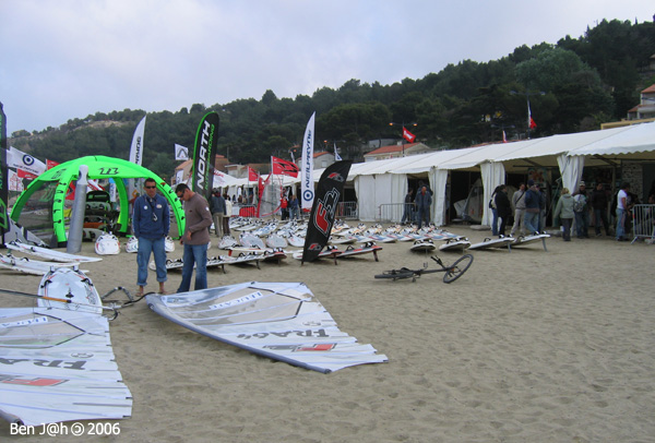 Stand Naish